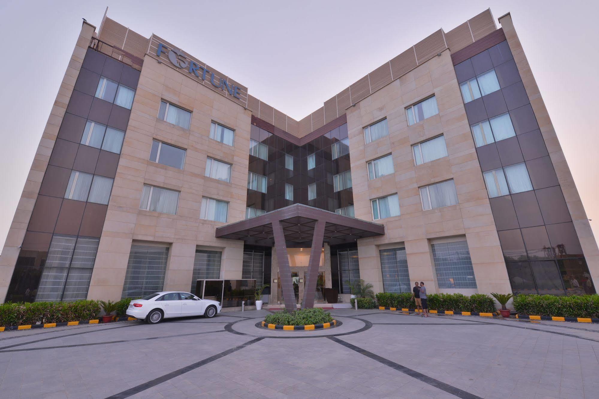 Fortune Park Orange, Sidhrawali, Gurugram - Member Itc Hotels' Group Bhiwadi Eksteriør bilde